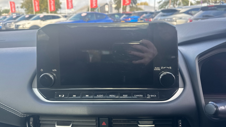 Nissan Qashqai 1.3 DiG-T MH N-Connecta 5dr Petrol Hatchback